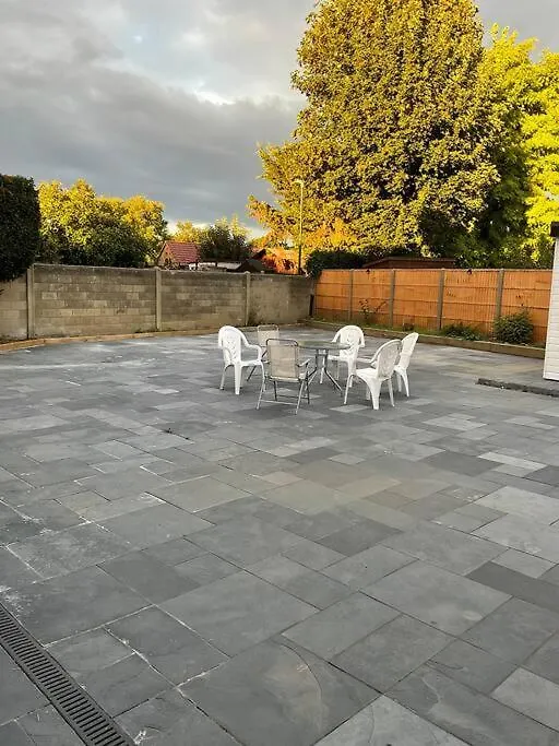 Holiday home Beautiful Share 7 Rooms Of Double Bedroom House All With Private Bathroom And Toilets Bexleyheath