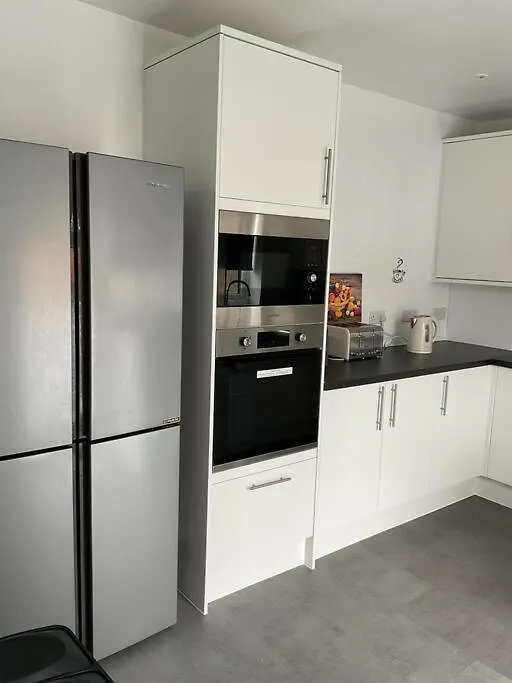 Holiday home Beautiful Share 7 Rooms Of Double Bedroom House All With Private Bathroom And Toilets Bexleyheath United Kingdom
