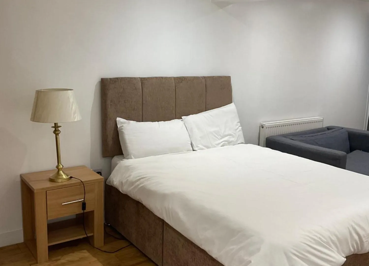 Beautiful Share 7 Rooms Of Double Bedroom House All With Private Bathroom And Toilets Bexleyheath